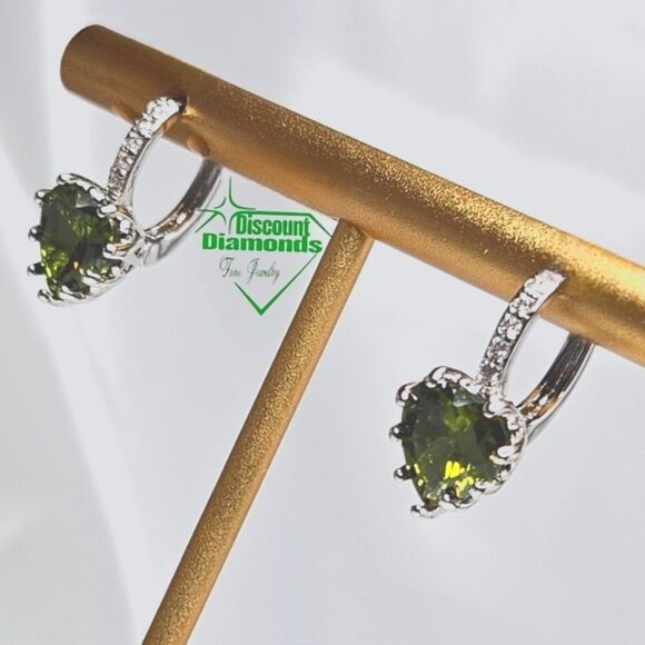 Green Peridot Dangle Earrings & White Baguette Diamonds on 925 Silver - Picture 4 of 6